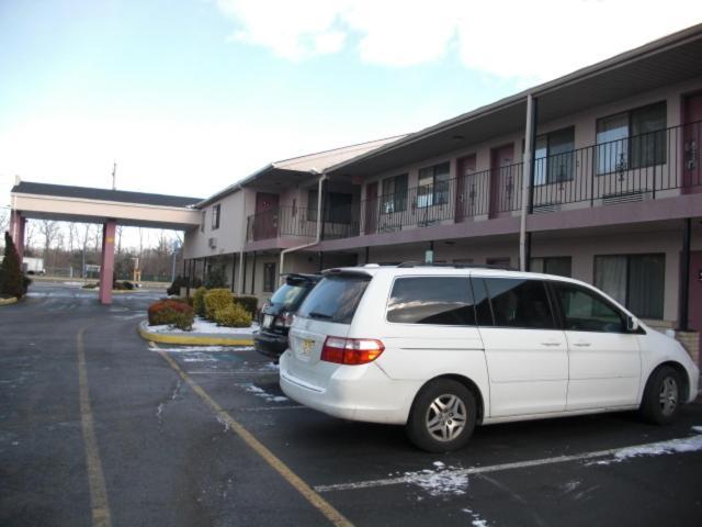 Express Inn - Wall Farmingdale Extérieur photo